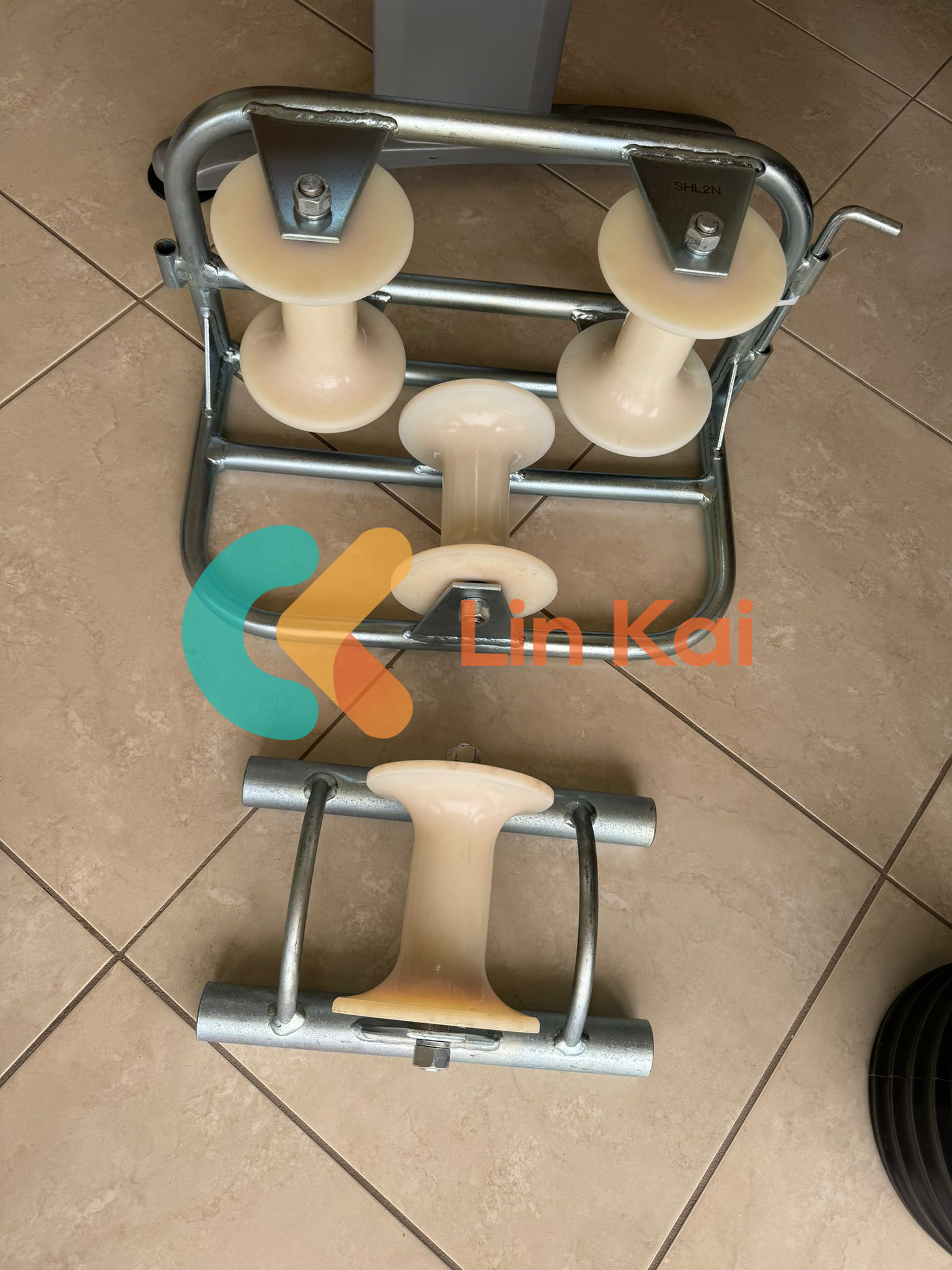 Aké sú hlavné funkcie zemného valca kábla?